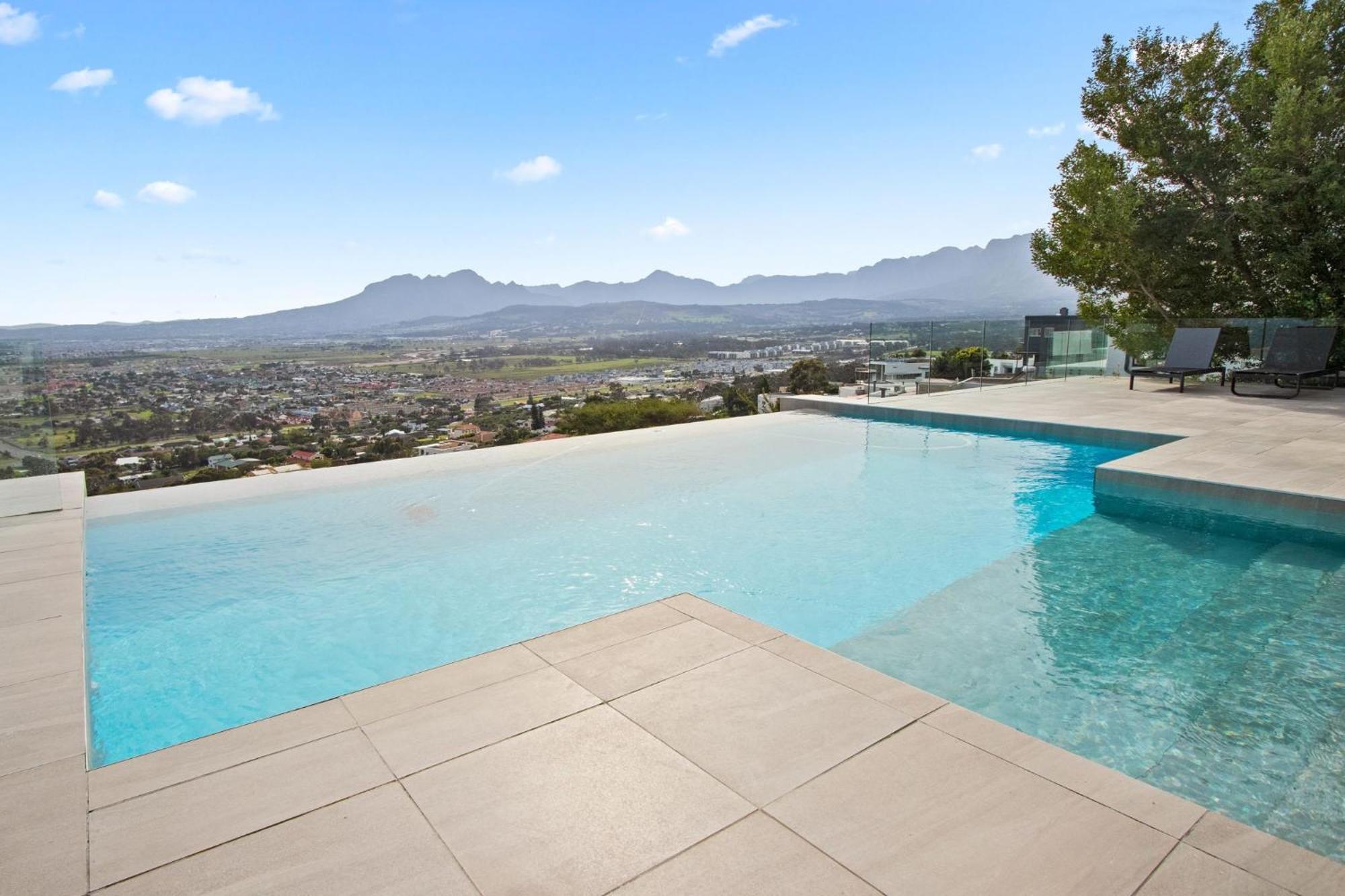 Restio View 11 By Host Agents * Cape Town