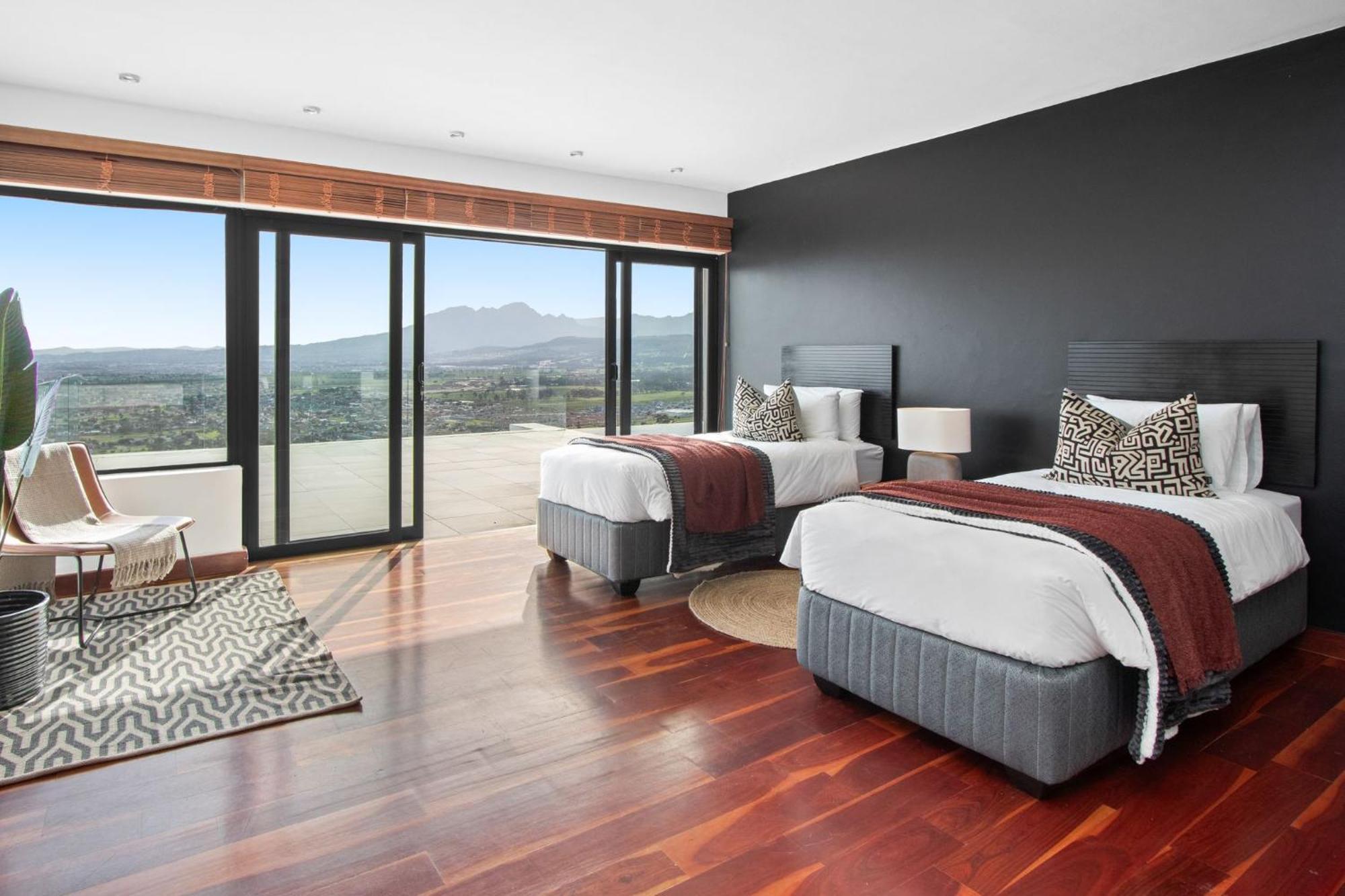 Restio View 11 By Host Agents Holiday home