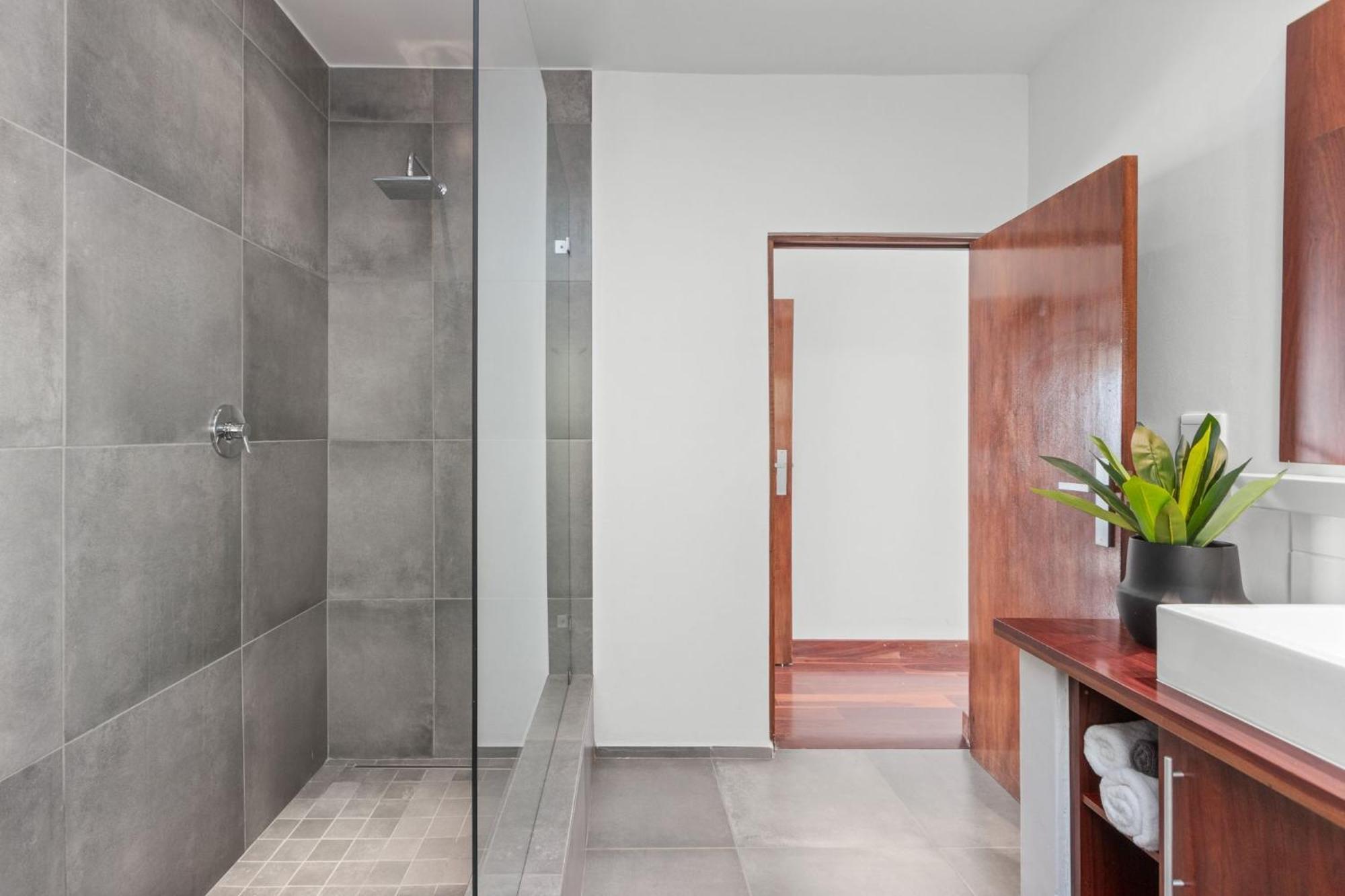 Restio View 11 By Host Agents * Cape Town