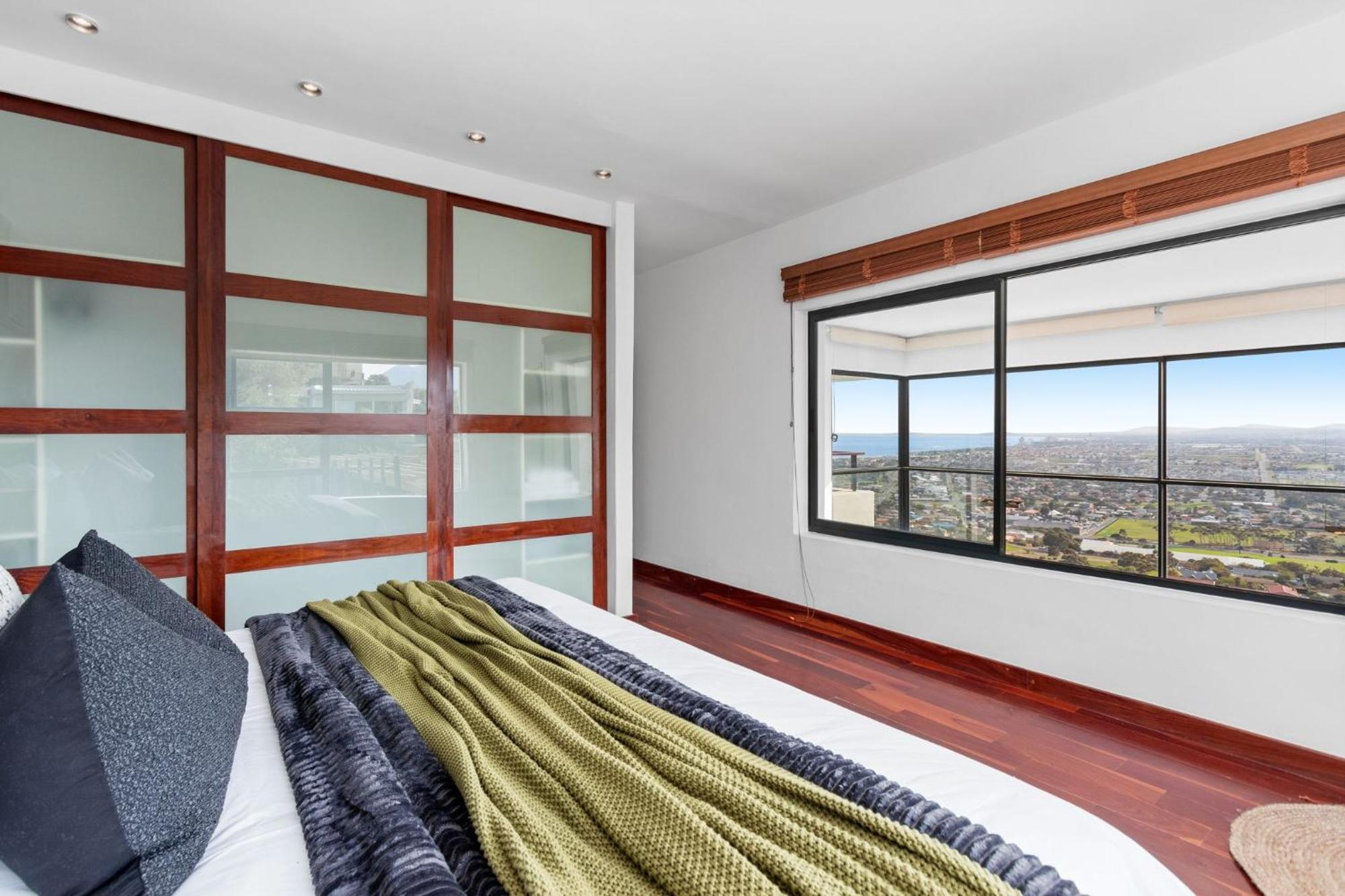 Restio View 11 By Host Agents Cape Town